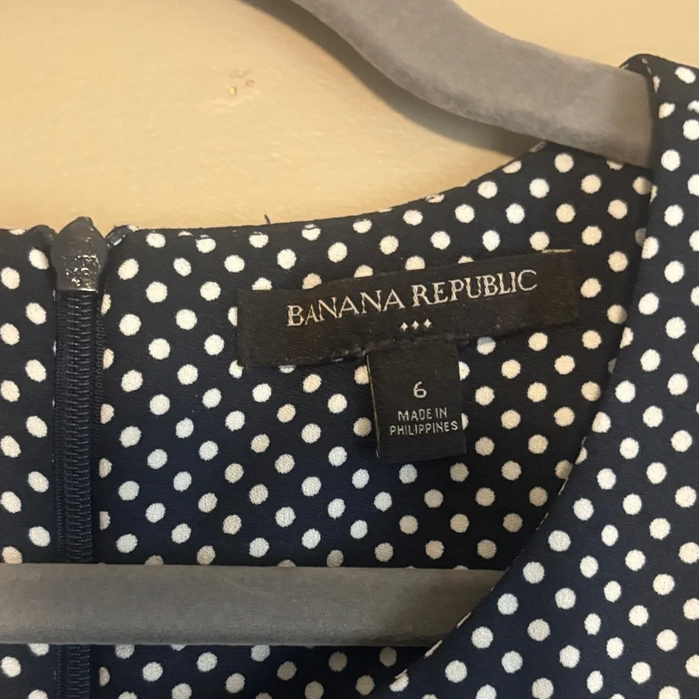 Banana Republic Navy and White Dress - Size 6 - Picture 2 of 5